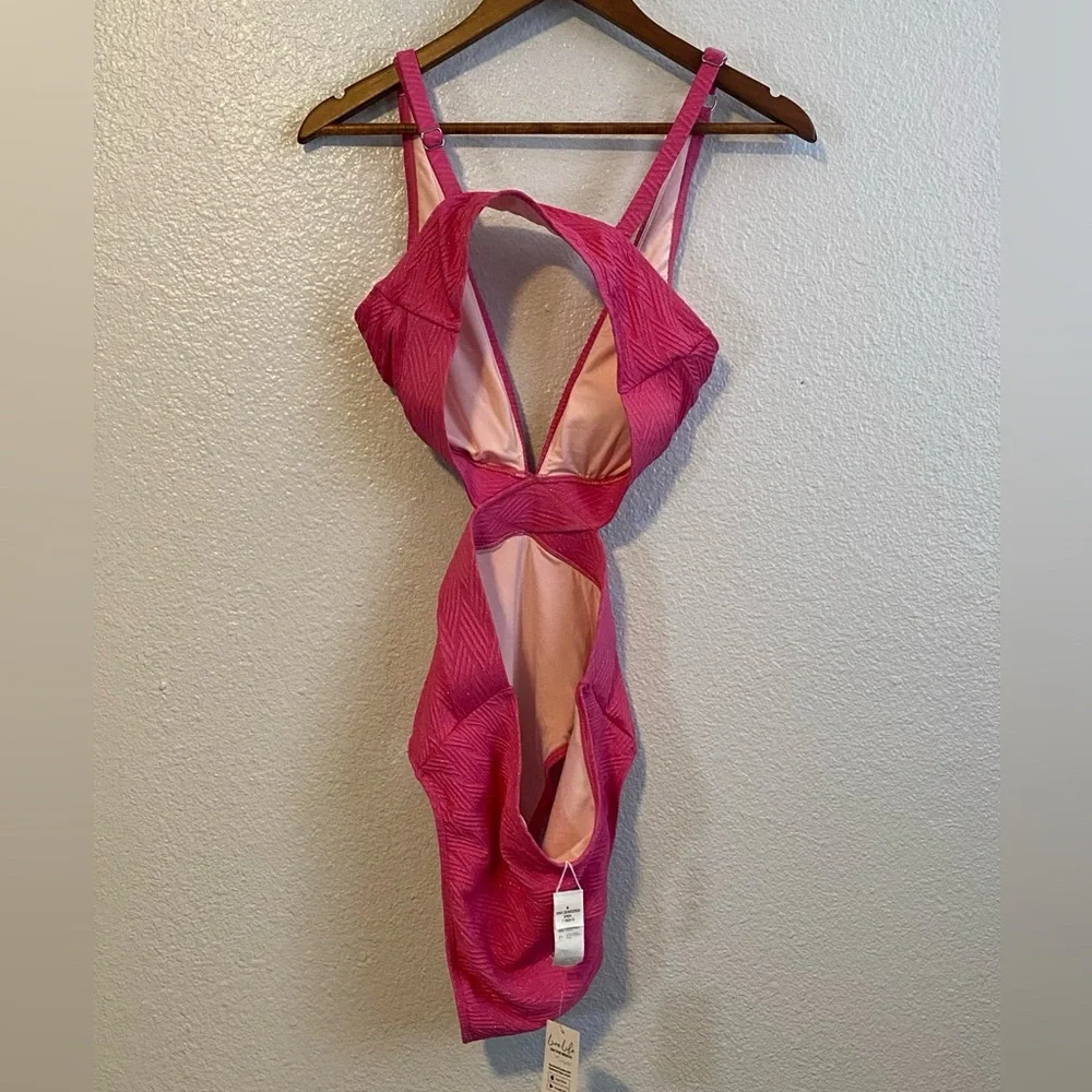 Cupshe x Jo Jo Fletcher NWT Plunging Cutout One-Piece Swimsuit Size M - Picture 4 of 10